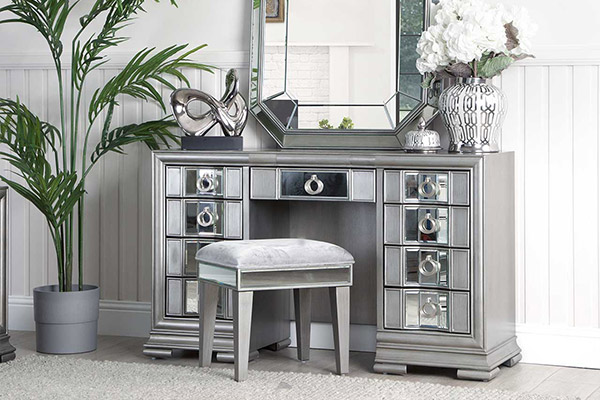 CIMC Home is a Wholesale furniture brand in Leister UK. CIMC Home has a lot of furniture Ranges Lucca is one of them. Register today and shop with us.